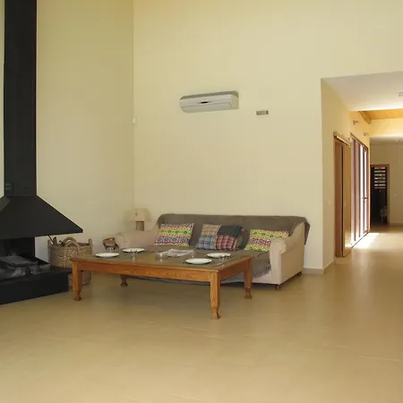 Roche Apartment